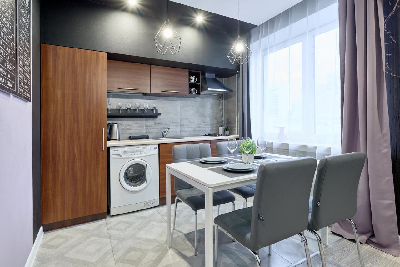 New Apart Lesi Ukrainky Blvd And Olimpiyska And Kreshchatyk And Manhattan City With Parking เคียฟ ภายนอก รูปภาพ