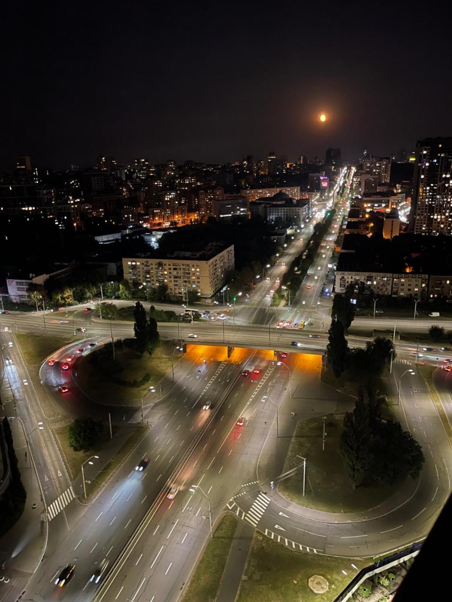 New Apart Lesi Ukrainky Blvd And Olimpiyska And Kreshchatyk And Manhattan City With Parking เคียฟ ภายนอก รูปภาพ