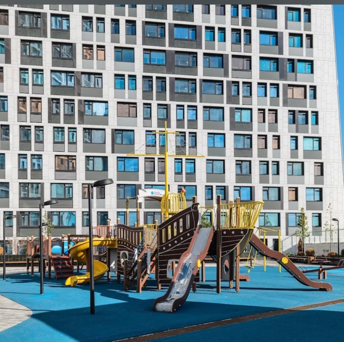New Apart Lesi Ukrainky Blvd And Olimpiyska And Kreshchatyk And Manhattan City With Parking เคียฟ ภายนอก รูปภาพ