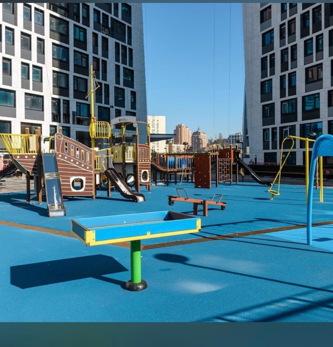 New Apart Lesi Ukrainky Blvd And Olimpiyska And Kreshchatyk And Manhattan City With Parking เคียฟ ภายนอก รูปภาพ